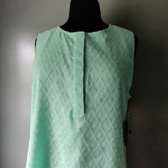 *NWT* Vince Camuto Mosaic Seas Tank - Picture 2 of 4